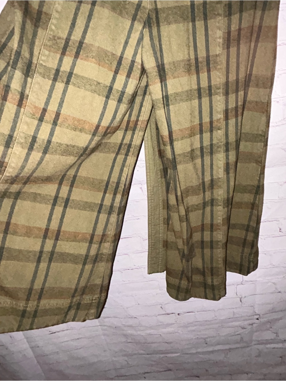 Pilcro Kilted Plaid Wide-Leg
Surplice Pants size 27 - Picture 8 of 11
